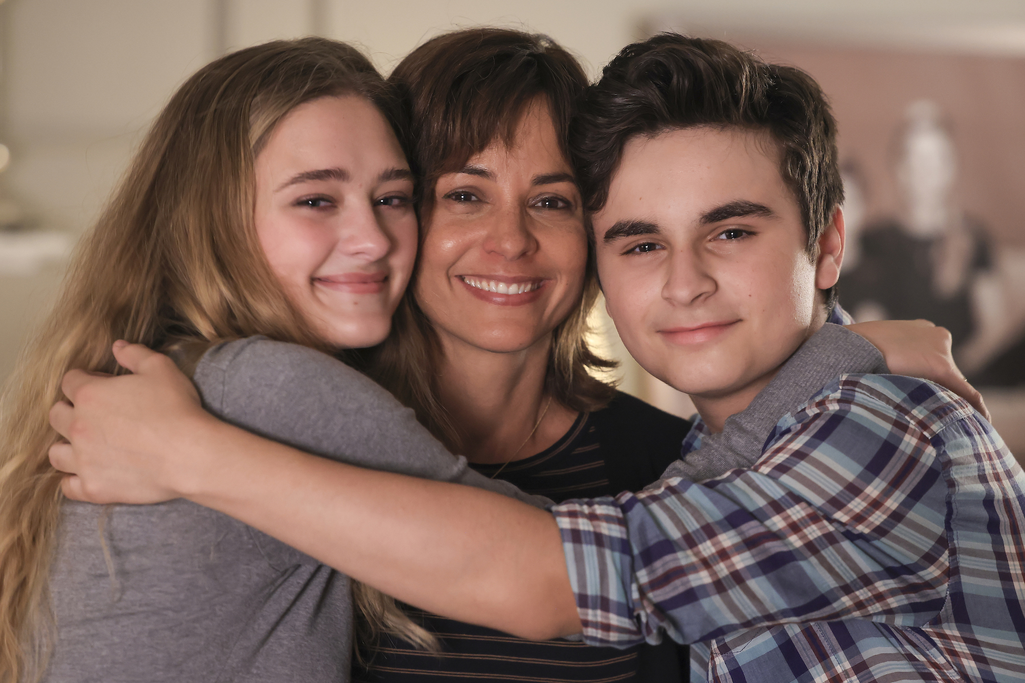 Lizzy Greene, Stephanie Szostak, Chance Hurstfield in A Million Little Things